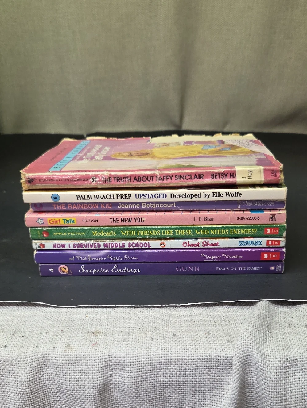 8 Middle School Paperback‎ Books